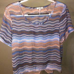 Bright Patterned Open-Back Short-Sleeve Blouse